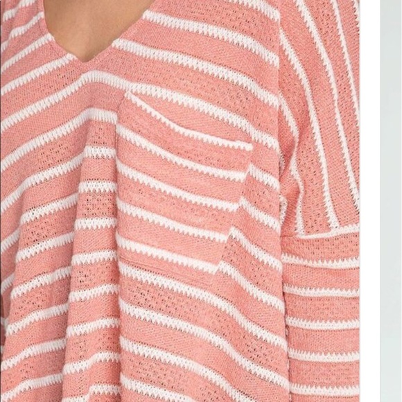 ✨LAST Peach stripes high low vneck long sleeve top - Picture 5 of 8